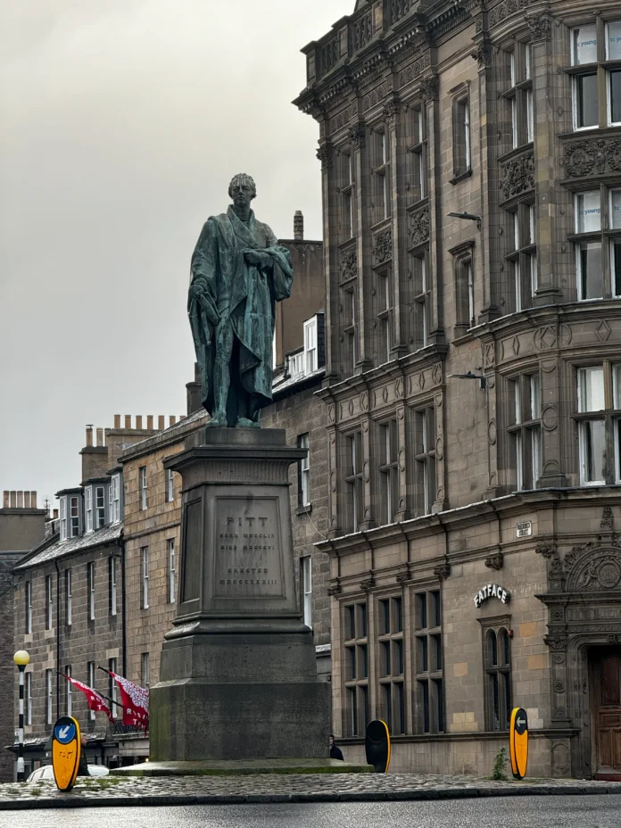 Statue of Pitt the Younger on a cloudy day in Edinburgh's New Town ...